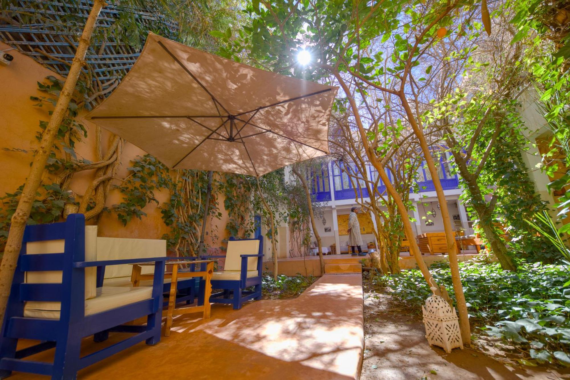 Maison D'Hotes Dar Farhana Tajda Екстериор снимка