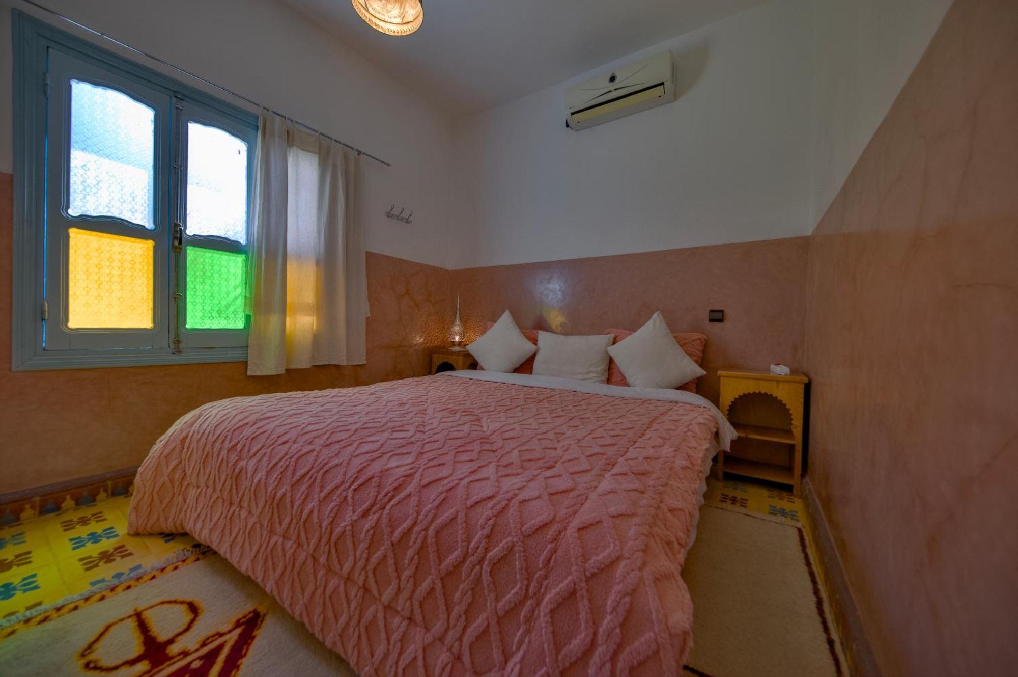 Maison D'Hotes Dar Farhana Tajda Екстериор снимка