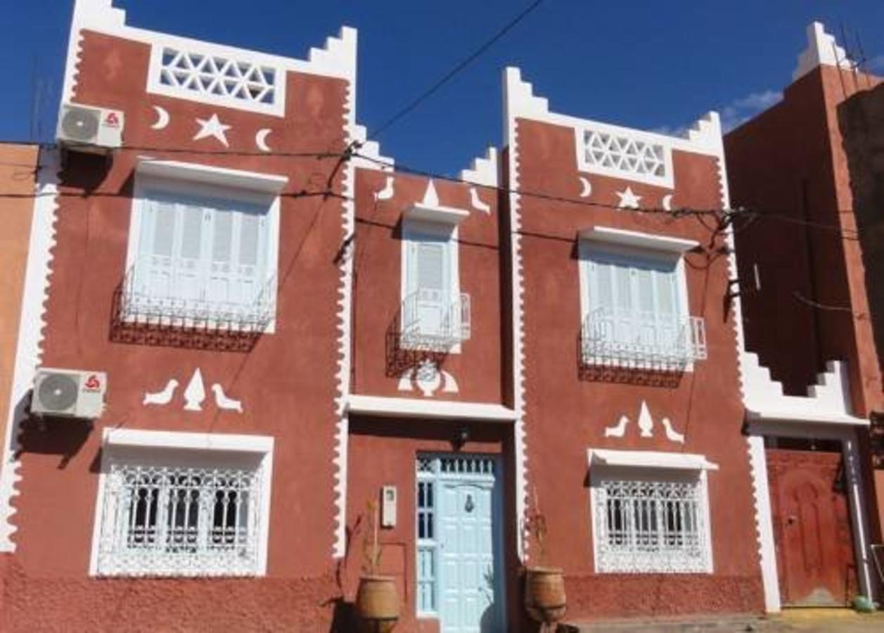 Maison D'Hotes Dar Farhana Tajda Екстериор снимка